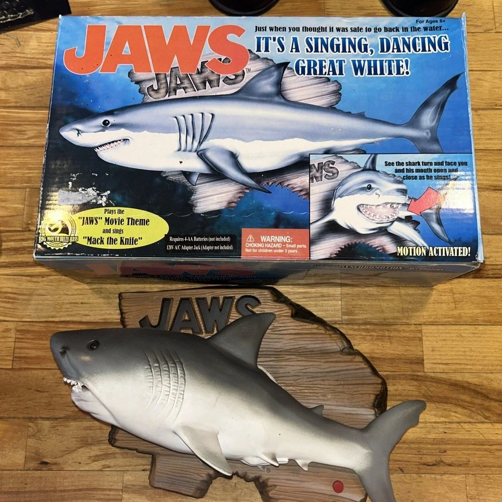 Vintage 2000 Gemmy Jaws Singing & Dancing Great White Shark CIB TESTED Works!